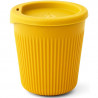 Tasse Sea to Summit Passage Cup 355 ml avec couvercle silicone pour randonnée et camping.
